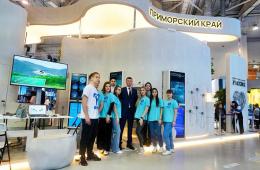 05.02.2024 Приморские студенты-медики рассказали гостям выставки &quot;Россия&quot; о пользе дикоросов и пеших прогулок | Администрация муниципального округа город Партизанск Приморского края Официальный сайт
